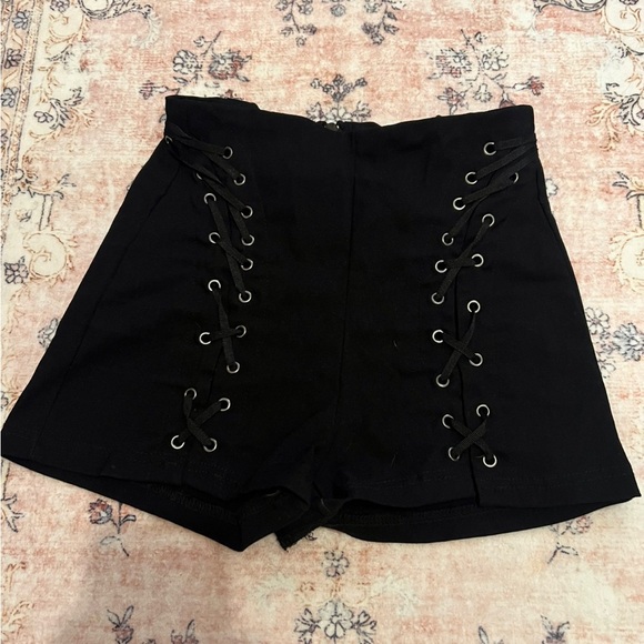 ⭐️BOGO tie skort with zipper - Picture 1 of 3